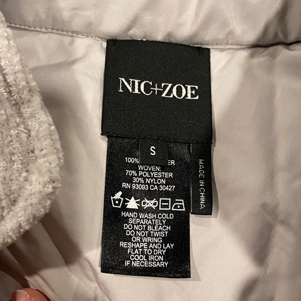 🆕 NIC+ZOE Reversible Gray Puffer Vest - Picture 5 of 10